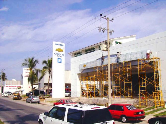 etapa  inicial  agencia  autos  construccion  concreto  flova  chevrolet  puerto  vallarta  jalisco