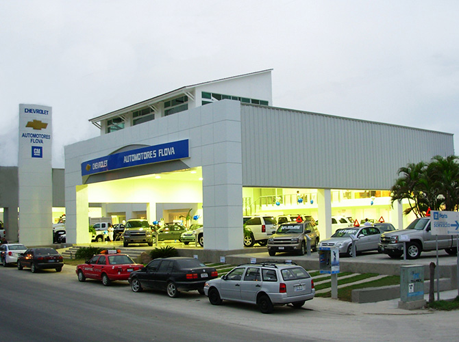 fachada  agencia  autos  construccion  concreto  flova  chevrolet  puerto  vallarta  jalisco