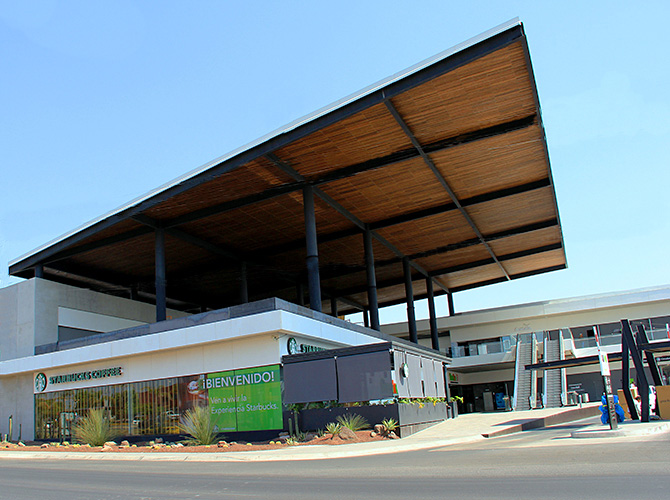 vista  exterior  centro  comercial  urban  center  querétaro  jalisco